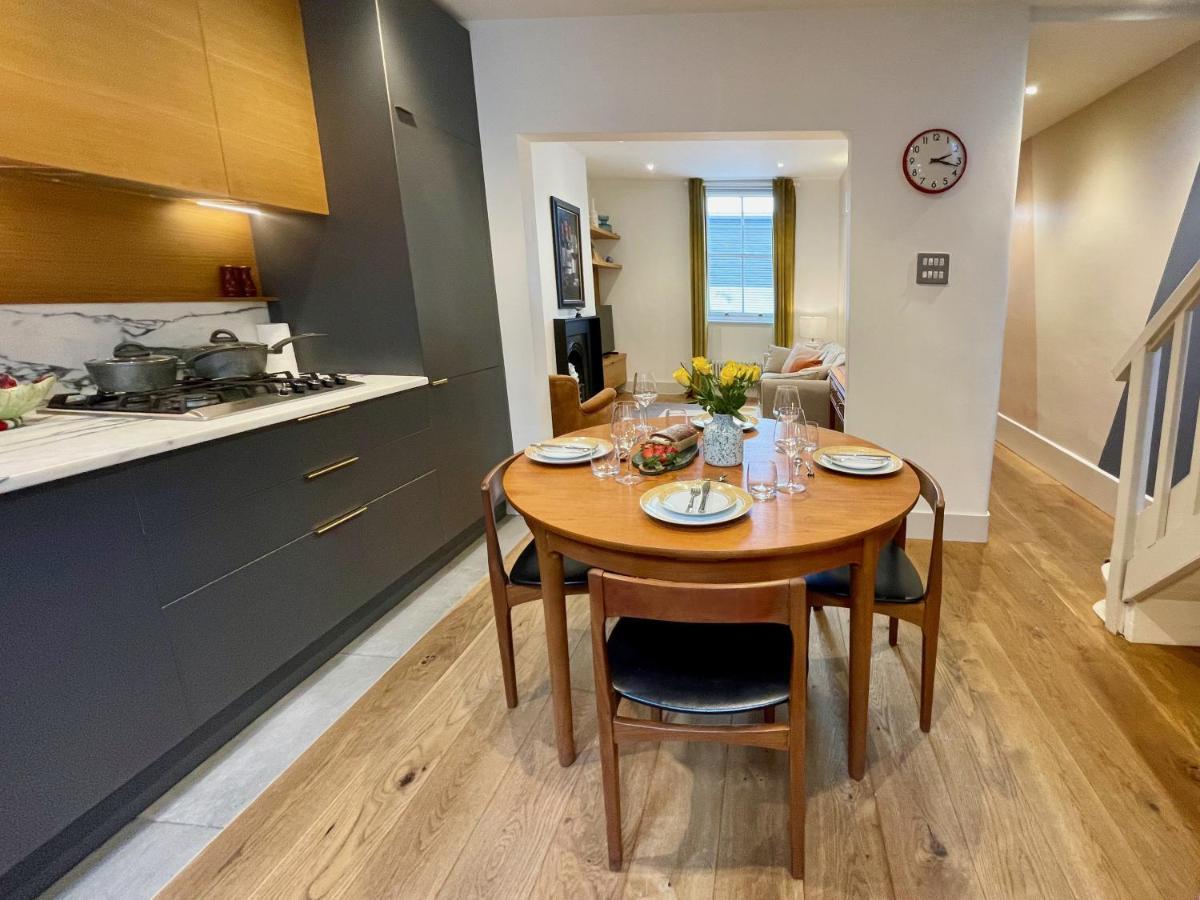 Stylish 2-Bedroom Townhouse Next To Brighton Station Exterior foto